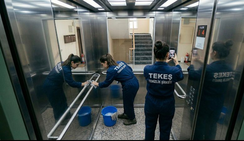 Asansör Temizliği